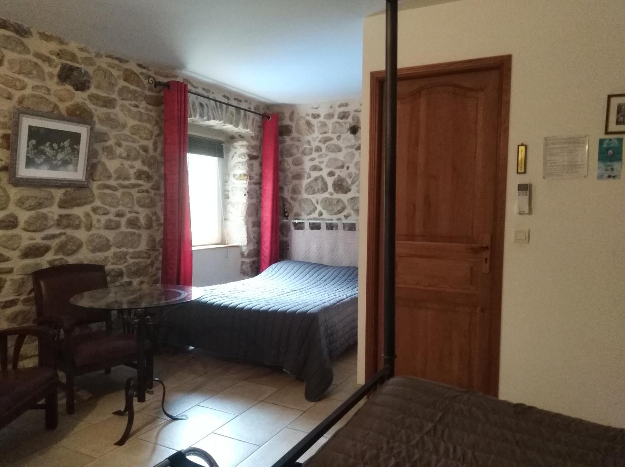 Le Mas De La Musardiere Chambres D Hotes Les Assions 외부 사진