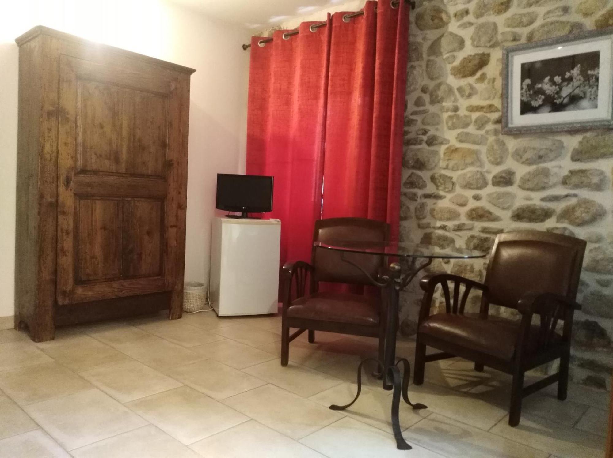 Le Mas De La Musardiere Chambres D Hotes Les Assions 외부 사진